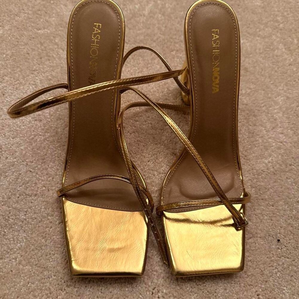Fashion-nova Women's Gold Footwear